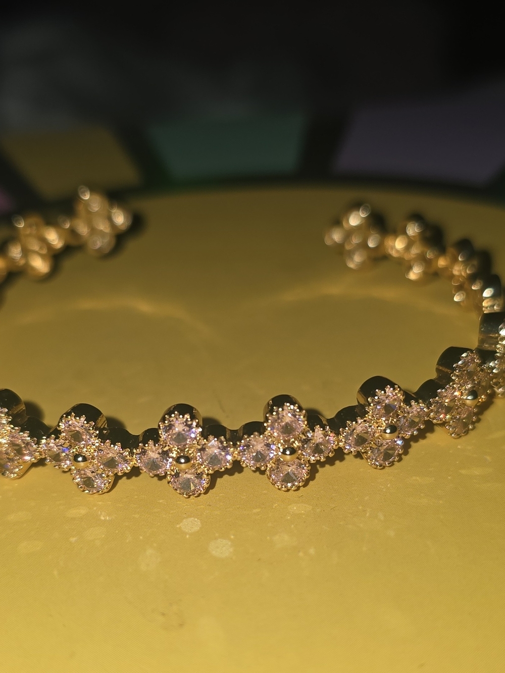 NWOT Gold Tone Quatrefoil Pink Flower Crystal Tennis Bracelet Cuff Bangle